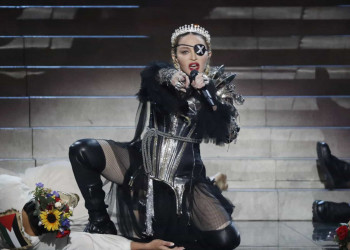 Madonna faz crítica às queimadas na Amazônia e erra nome de Bolsonaro